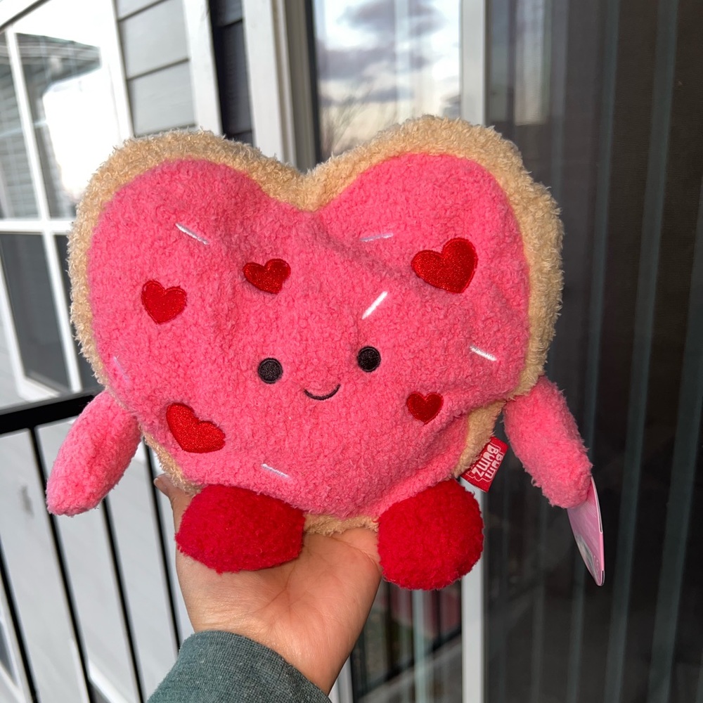 New 7.5” Casey The Sugar Cookie Valentine’s Day Bum Bumz